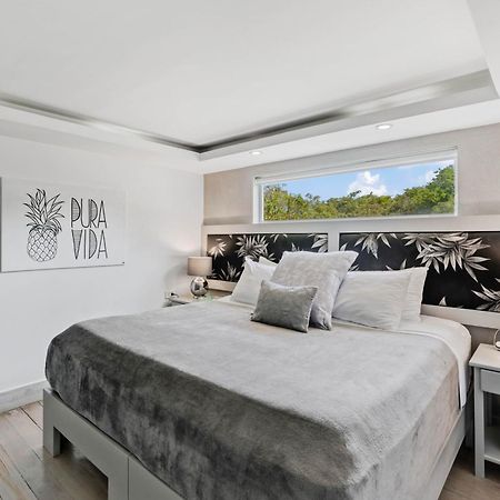 Iguana Surf Camp Hotel Tamarindo Ngoại thất bức ảnh