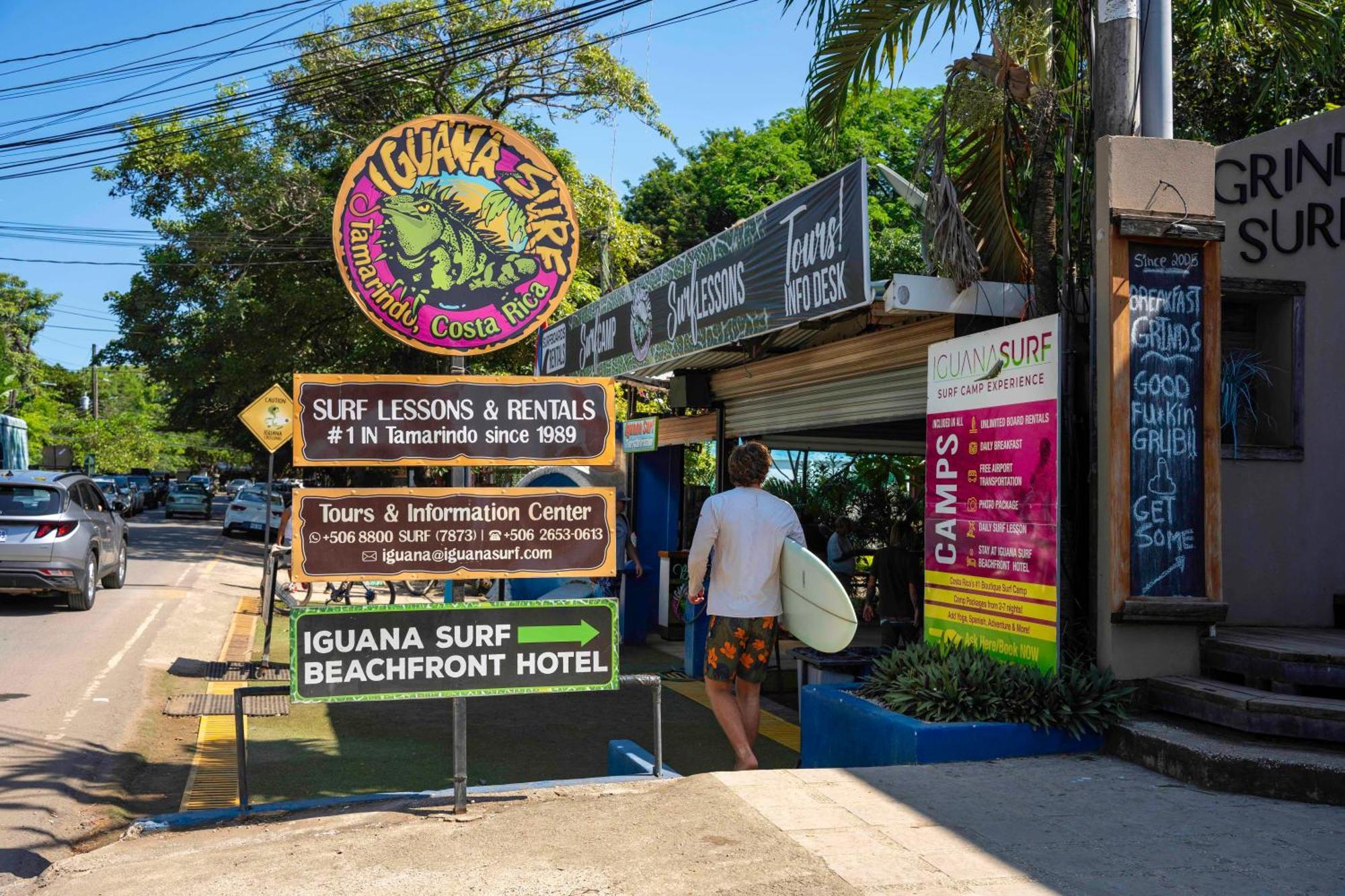 Iguana Surf Camp Hotel Tamarindo Ngoại thất bức ảnh