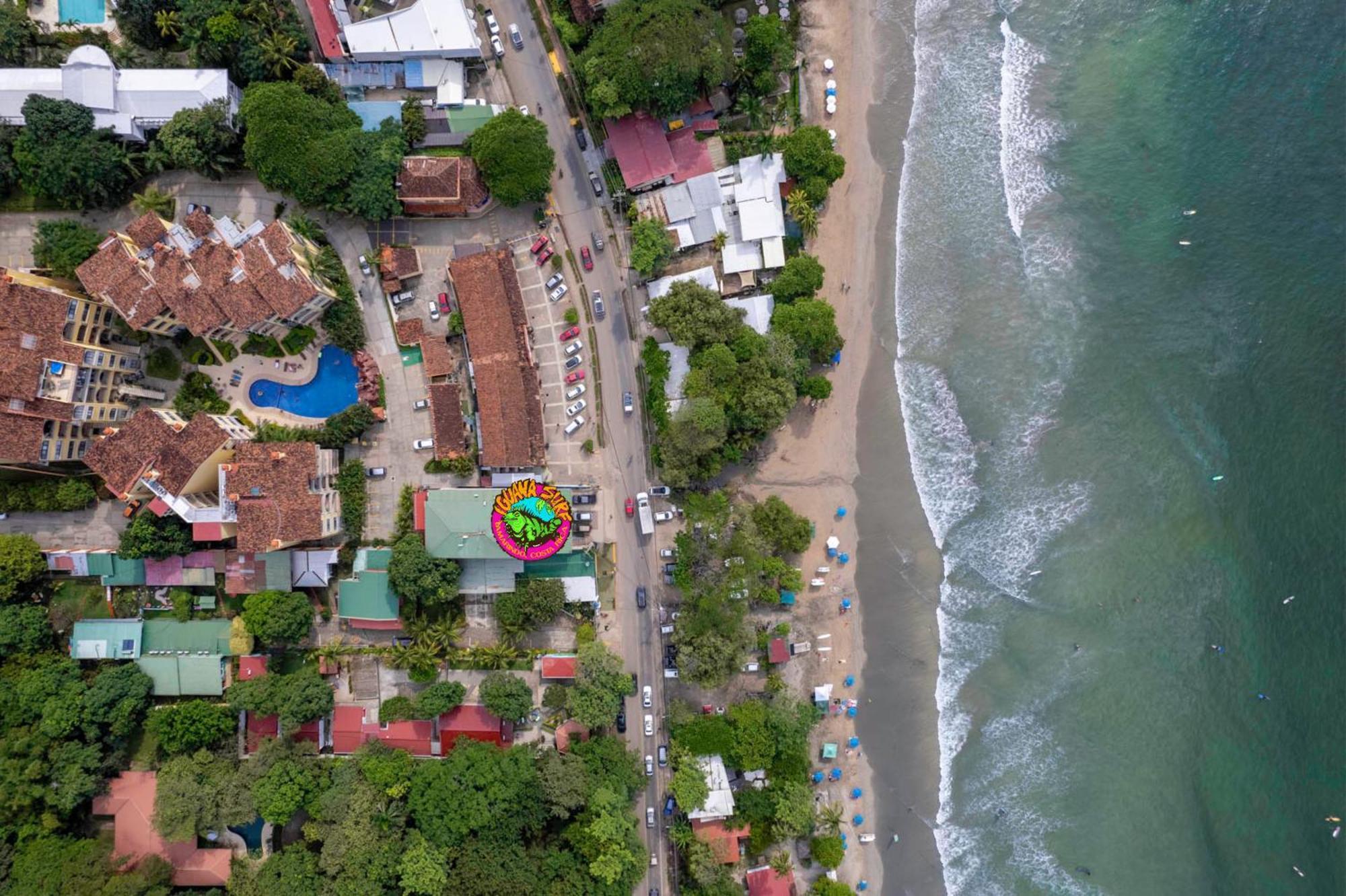 Iguana Surf Camp Hotel Tamarindo Ngoại thất bức ảnh