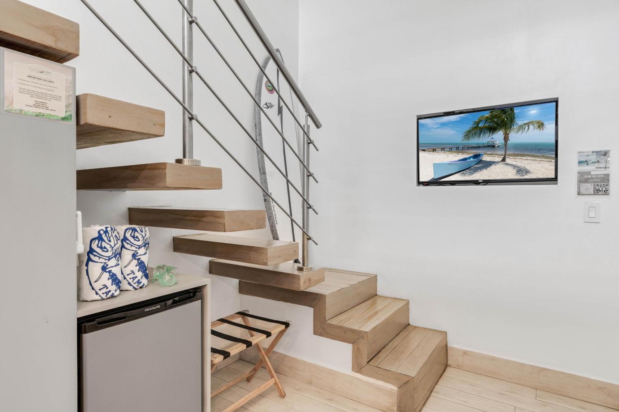 Iguana Surf Camp Hotel Tamarindo Ngoại thất bức ảnh