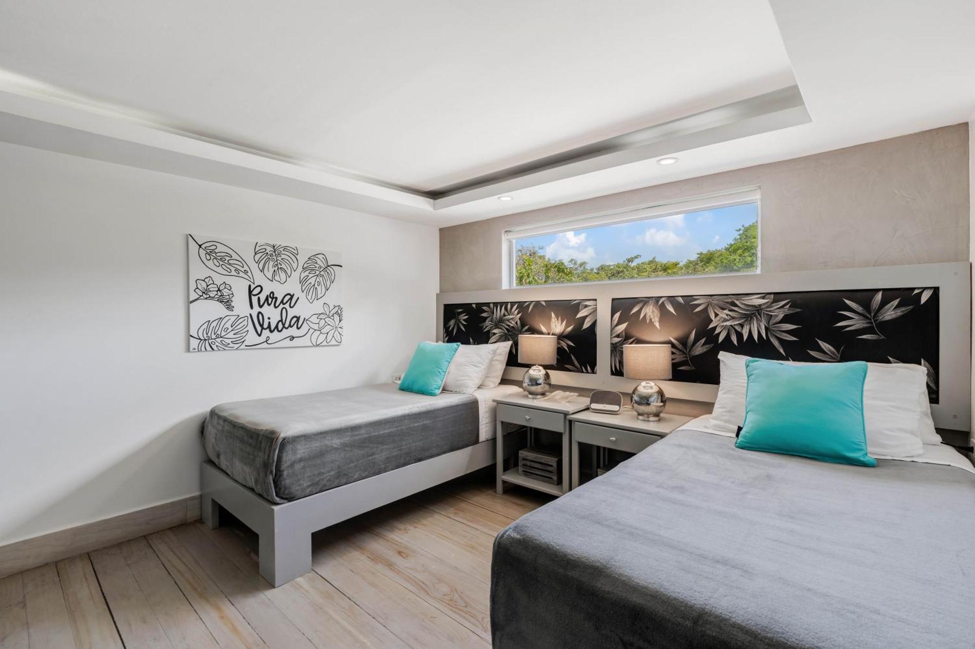 Iguana Surf Camp Hotel Tamarindo Ngoại thất bức ảnh