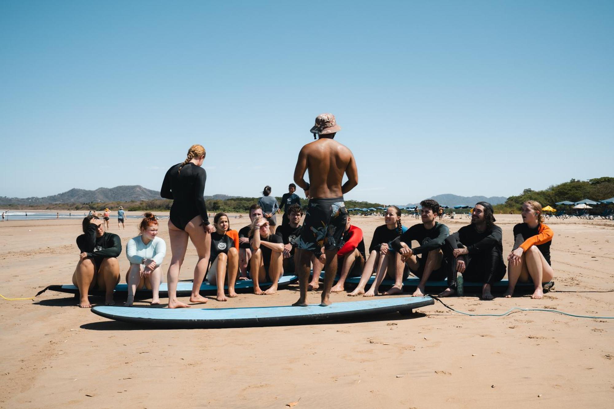 Iguana Surf Camp Hotel Tamarindo Ngoại thất bức ảnh